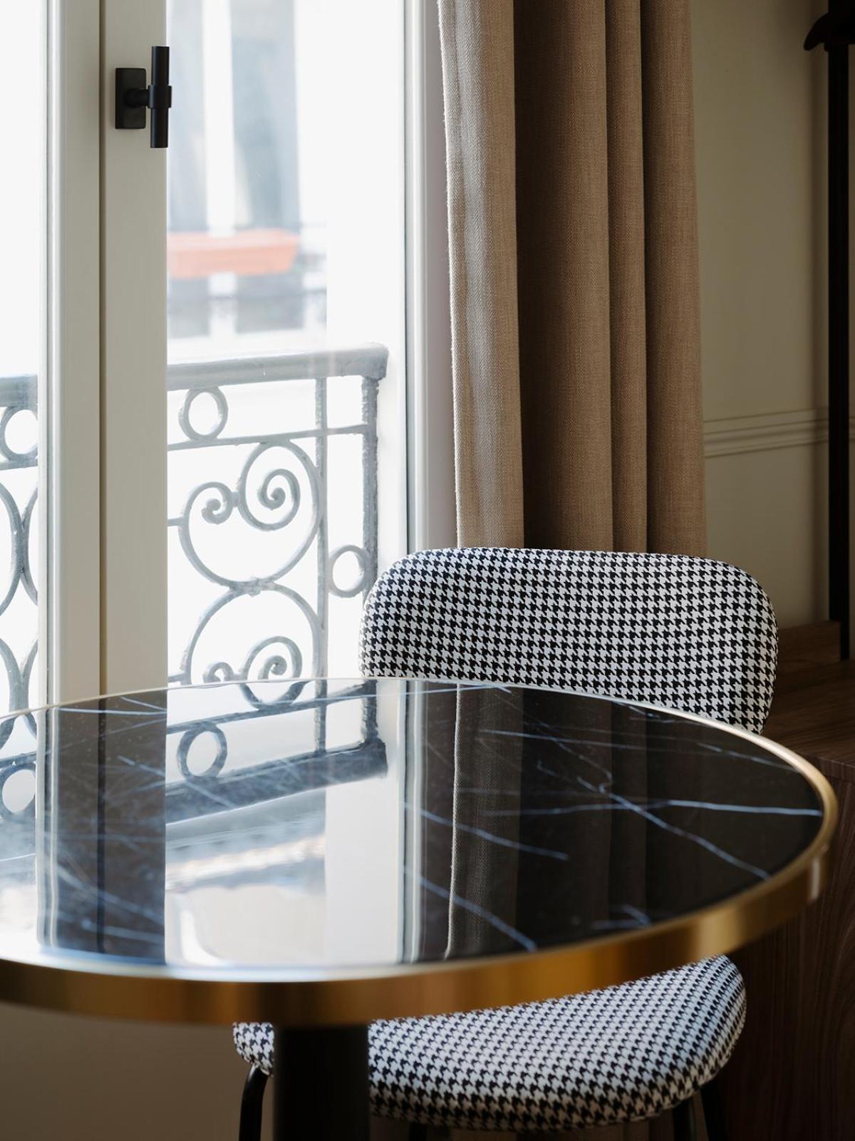 Maison Du Moulin Aparthotel Parijs